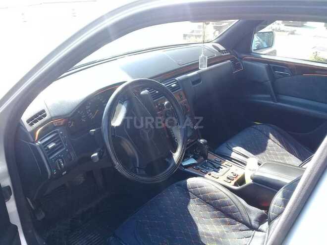 Mercedes E 230 1997, 350,000 km - 2.3 l - Sumqayıt