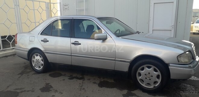 Mercedes C 220 1996, 399,000 km - 2.2 l - Gəncə