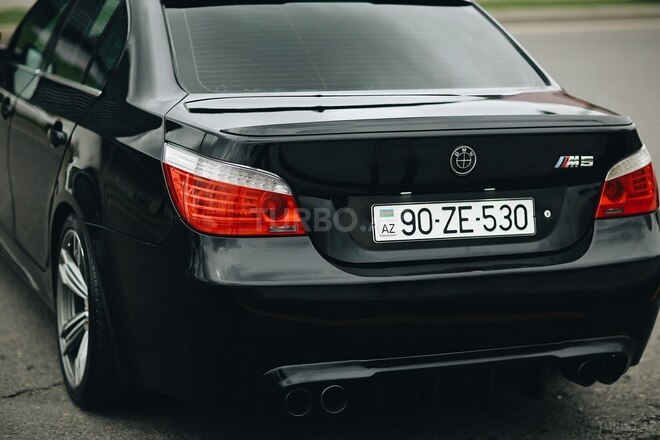 BMW 530 2004, 65,000 km - 3.0 л - Bakı