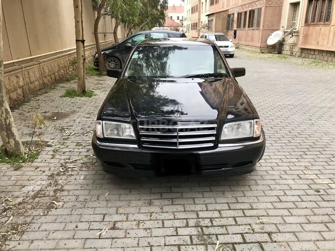 Mercedes C 280 1999, 233,000 km - 2.8 l - Bakı