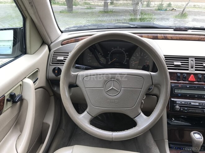 Mercedes C 280 1999, 233,000 km - 2.8 l - Bakı