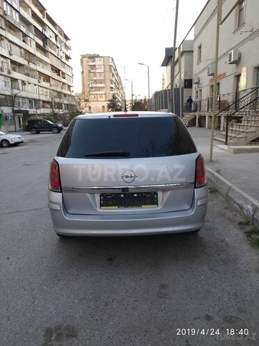 Opel Astra 2006, 204,000 km - 1.3 л - Bakı