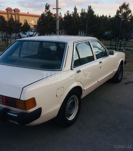 Ford Granada 1984, 303,030 km - 2.0 l - Bakı