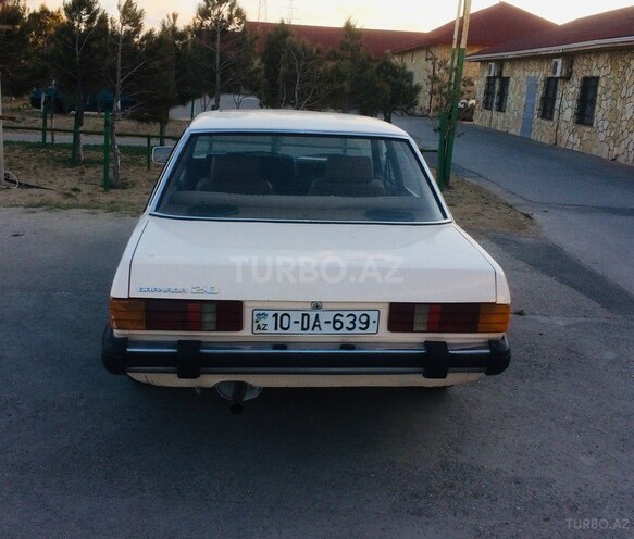 Ford Granada 1984, 303,030 km - 2.0 l - Bakı