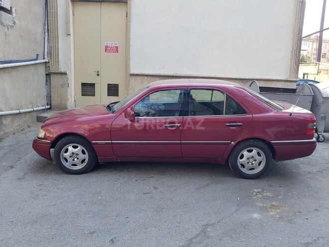 Mercedes C 220 1993, 350,000 km - 2.2 l - Bakı