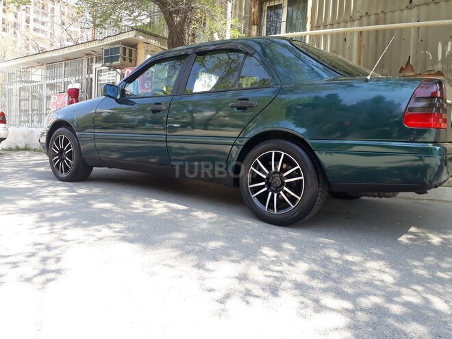 Mercedes C 180 1995, 286,353 km - 1.8 l - Bakı