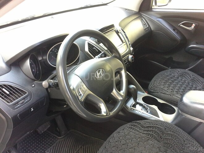Hyundai ix35 2010, 143,000 km - 2.0 l - Bakı