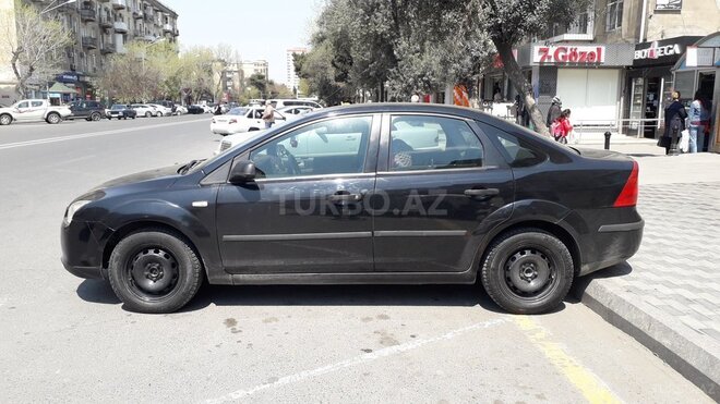 Ford Focus 2006, 250,000 km - 1.6 l - Bakı