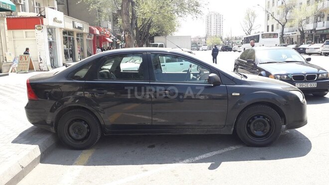 Ford Focus 2006, 250,000 km - 1.6 l - Bakı