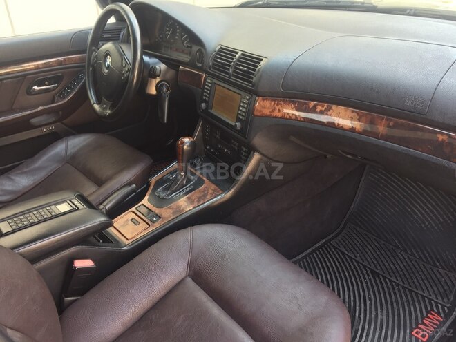 BMW 528 2000, 212,000 km - 2.8 l - Bakı