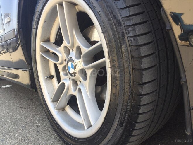 BMW 528 2000, 212,000 km - 2.8 l - Bakı