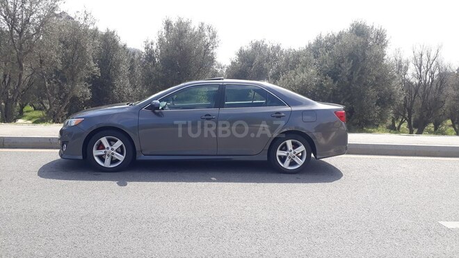 Toyota Camry 2013, 70,500 km - 2.5 l - Bakı