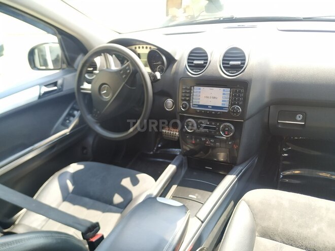 Mercedes ML 300 2005, 332,000 km - 3.0 l - Bakı