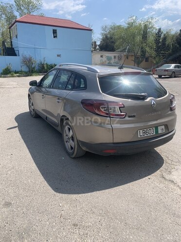 Renault Megane 2011, 200,000 km - 1.5 l - Bakı