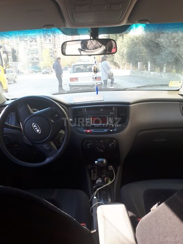 Kia Rio 2010, 178,000 km - 1.4 л - Bakı