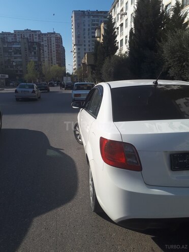 Kia Rio 2010, 178,000 km - 1.4 л - Bakı