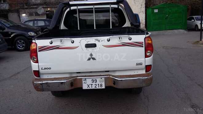Mitsubishi L200 2011, 180,000 km - 0.3 l - Bakı