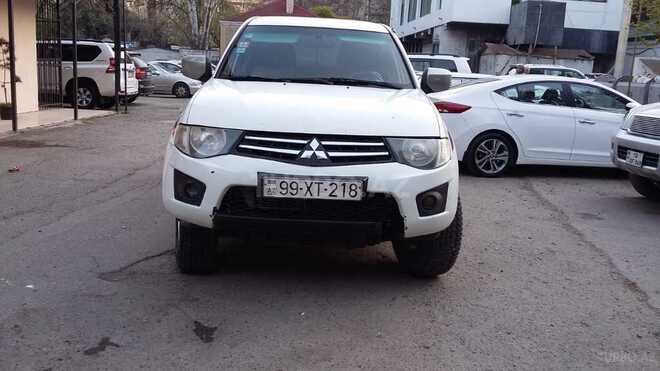 Mitsubishi L200 2011, 180,000 km - 0.3 l - Bakı