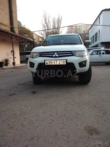 Mitsubishi L200 2011, 180,000 km - 0.3 l - Bakı