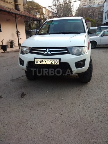 Mitsubishi L200 2011, 180,000 km - 0.3 l - Bakı