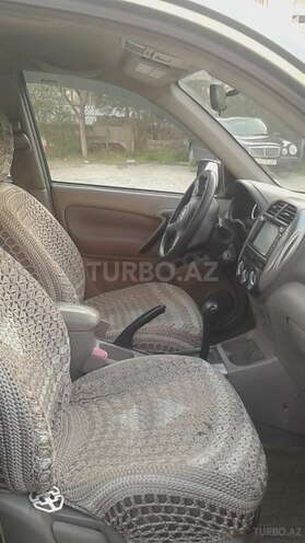 Toyota RAV4 2005, 180,000 km - 2.4 л - Bakı