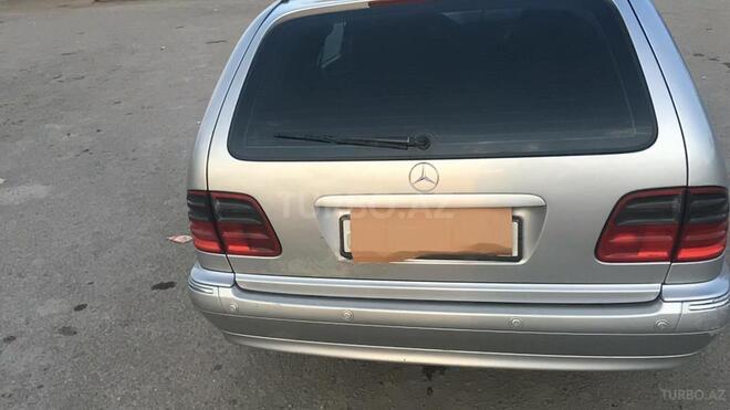 Mercedes E 220 2001, 350,000 km - 2.2 л - Salyan