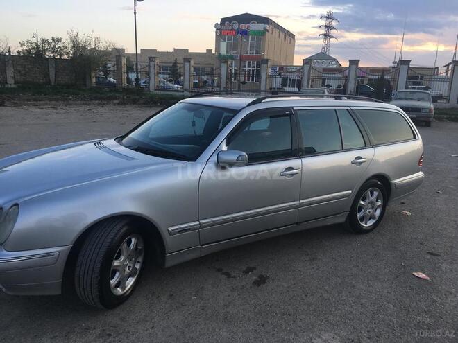 Mercedes E 220 2001, 350,000 km - 2.2 л - Salyan