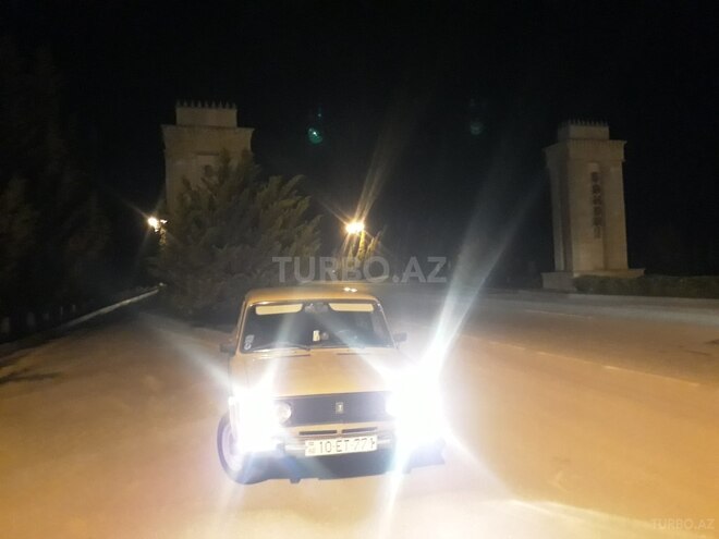 LADA (VAZ) 2106 1990, 94,000 km - 1.6 l - Şirvan