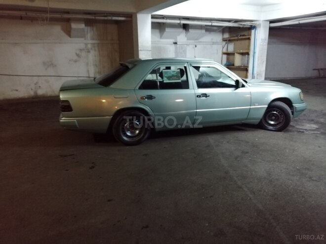 Mercedes E 300 1991, 733,672 km - 3.0 l - Bakı