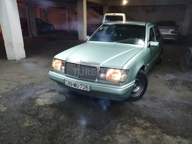 Mercedes E 300 1991, 733,672 km - 3.0 l - Bakı