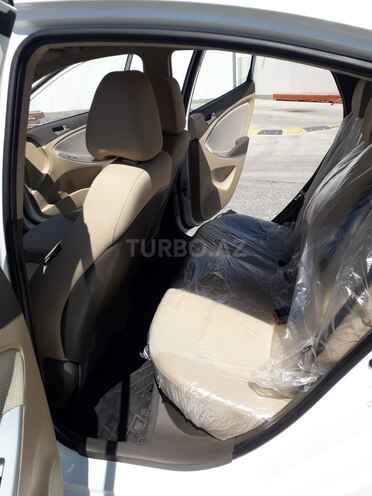 Hyundai Accent 2014, 115,000 km - 1.6 л - Bakı