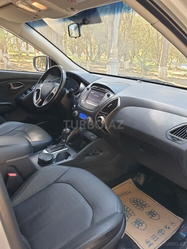 Hyundai ix35 2015, 112,000 km - 2.4 l - Bakı