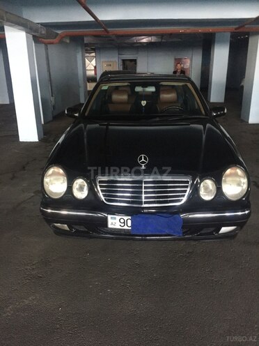 Mercedes E 320 2000, 298,000 km - 3.2 л - Bakı