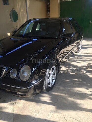 Mercedes E 320 2000, 298,000 km - 3.2 л - Bakı