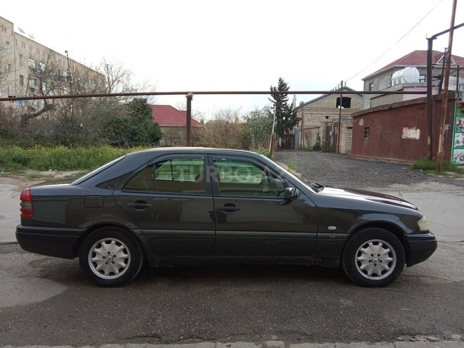 Mercedes C 180 1997, 400,000 km - 1.8 l - Bakı