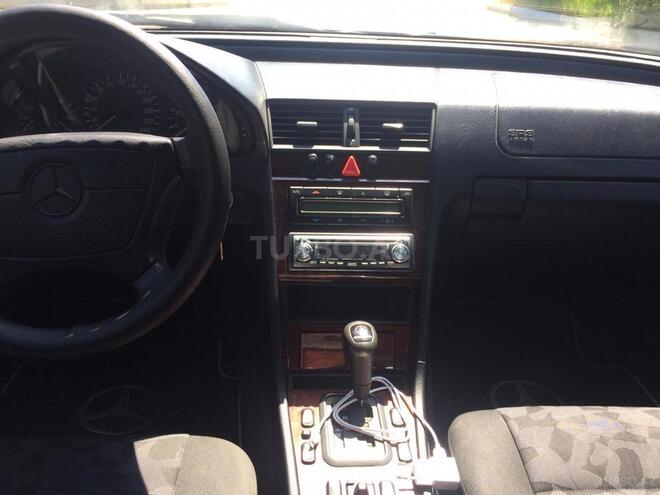 Mercedes C 200 1997, 181,000 km - 2.0 l - Bakı