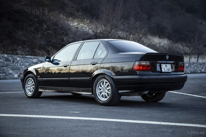 BMW 318 1996, 280,000 km - 1.8 l - Şəki