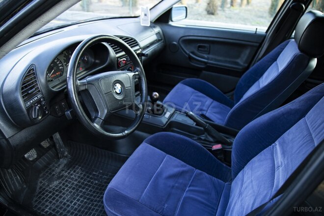 BMW 318 1996, 280,000 km - 1.8 l - Şəki