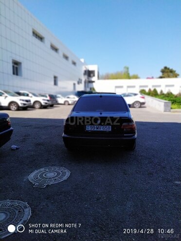 BMW 528 1999, 425,000 km - 2.8 l - Bakı