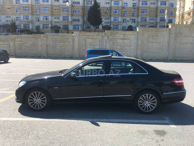 Mercedes E 220 2009, 269,000 km - 2.2 l - Bakı