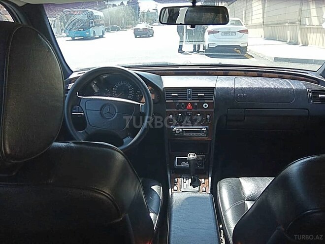 Mercedes C 240 1998, 279,000 km - 2.4 л - Bakı