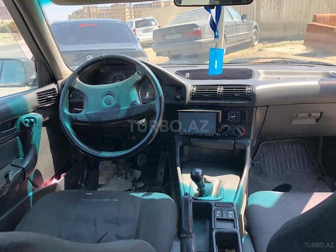 BMW 520 1992, 120,000 km - 2.0 l - Bakı