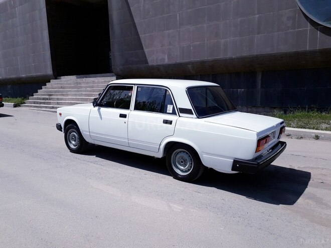 LADA (VAZ) 2107 2011, 89,000 km - 1.6 l - Gəncə