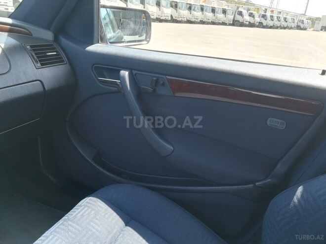 Mercedes C 220 1995, 247,000 km - 2.2 л - Bakı