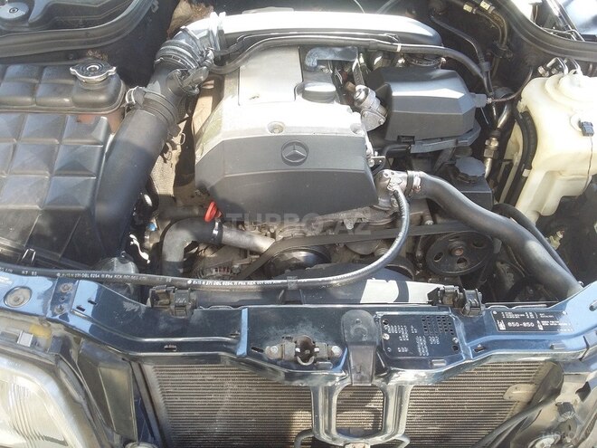 Mercedes C 200 1998, 235,000 km - 2.0 л - Bakı