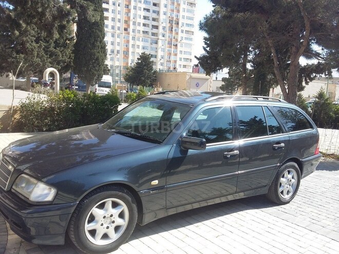 Mercedes C 200 1998, 235,000 km - 2.0 л - Bakı