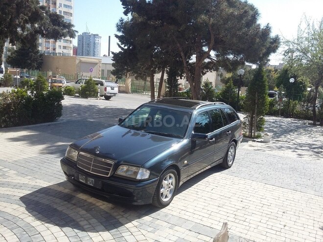 Mercedes C 200 1998, 235,000 km - 2.0 л - Bakı