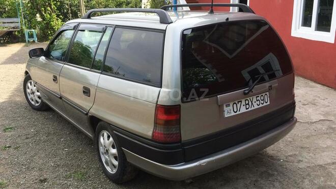 Opel Astra 1996, 392,864 km - 1.6 l - Astara