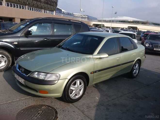 Opel Vectra 1996, 233,000 km - 1.8 l - Bakı
