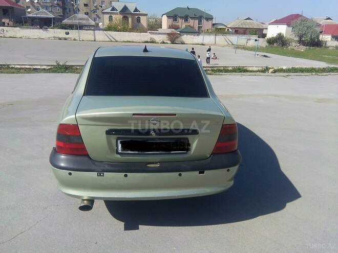 Opel Vectra 1996, 233,000 km - 1.8 l - Bakı